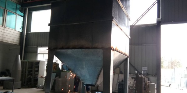 怎样确保布袋除尘器安全操作？这12点除尘器厂家极悦娱乐请您收好！