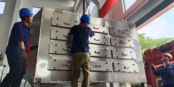 厂家离不开的<i style='color:red'>活性炭吸附装置</i>，极悦娱乐15年经验厂家直销